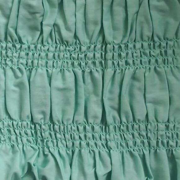 NWT Hunter And Brown Cotton Seafoam Green Smocked Peasant Crop Top Large - Picture 4 of 10